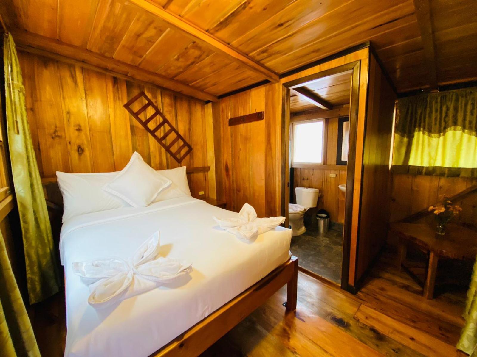 Guayabo Hostal Mindo Room photo